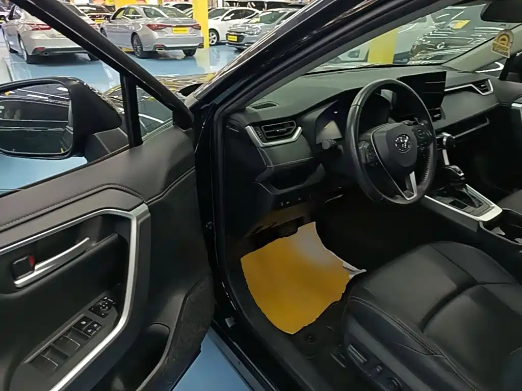 Toyota Wildlander — миниатюра 16