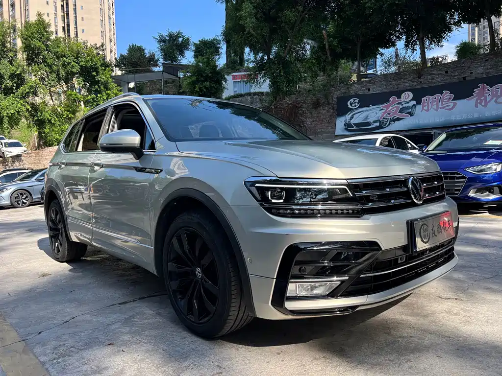 Volkswagen Tiguan L — миниатюра 3