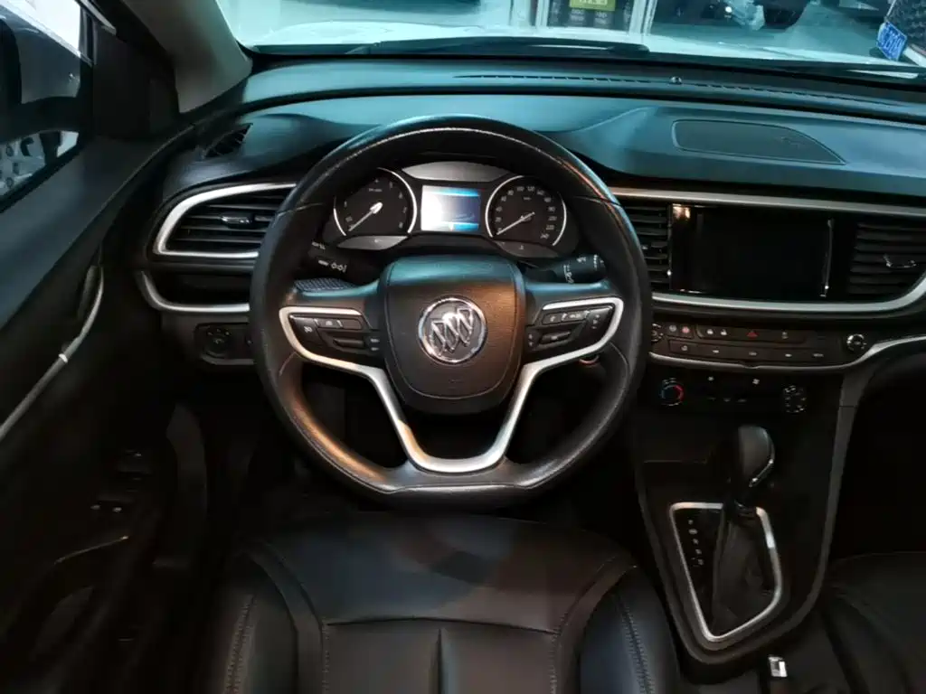 Buick Excelle — миниатюра 11