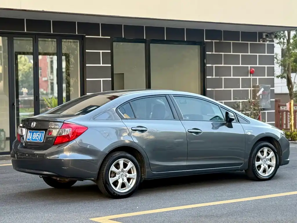 Honda Civic — миниатюра 7