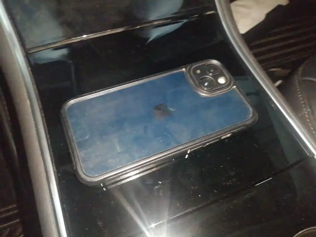 Tesla Model 3 — миниатюра 9