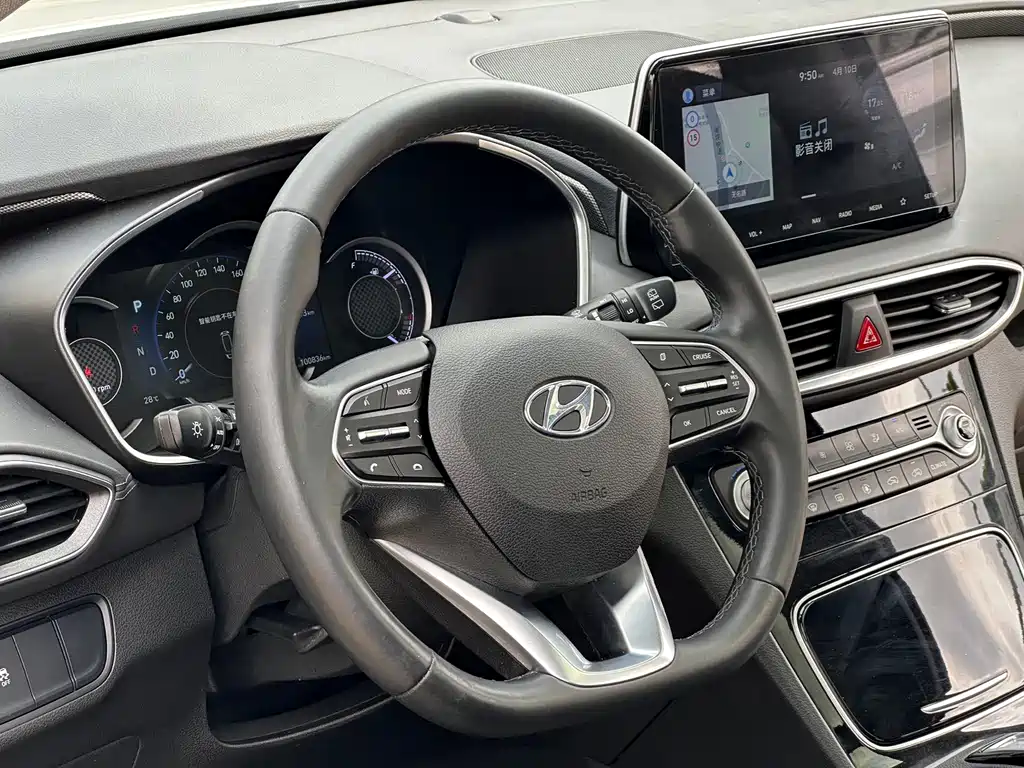 Hyundai Santa Fe — миниатюра 10
