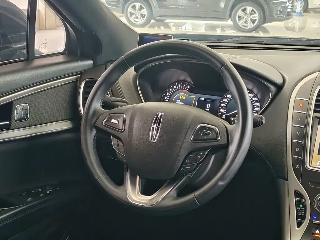 Lincoln MKX — миниатюра 11