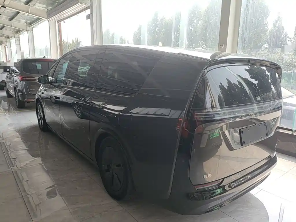 Li Auto Li MEGA — миниатюра 5