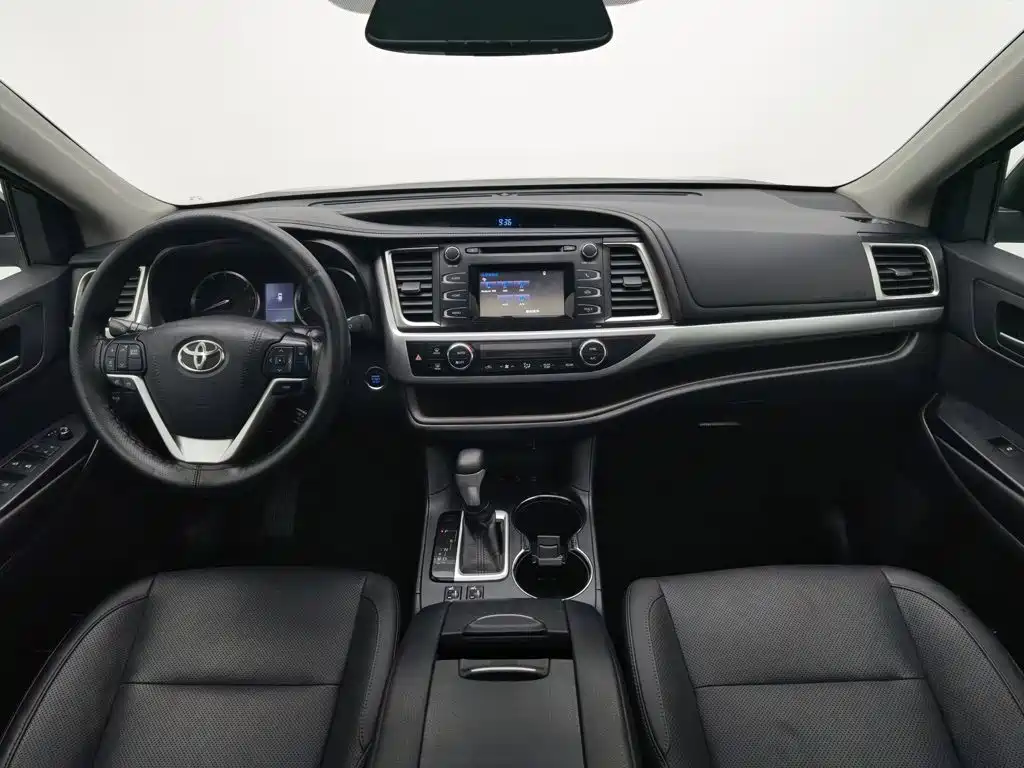 Toyota Highlander — миниатюра 5