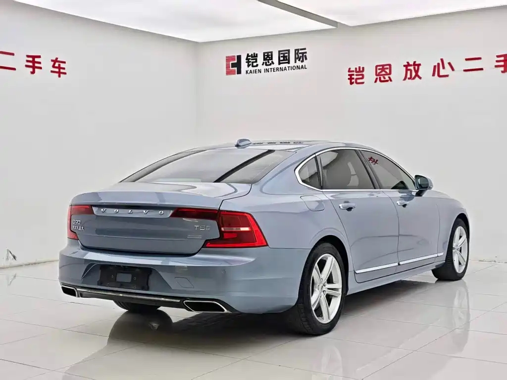 Volvo S90 — миниатюра 18