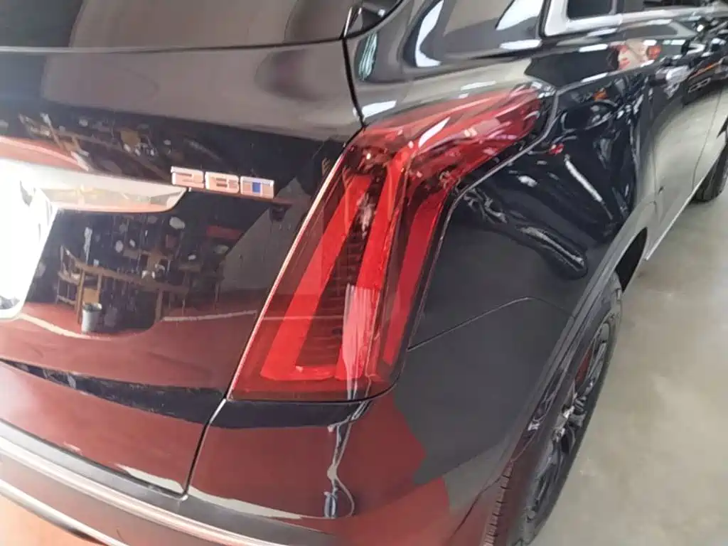 Cadillac XT5 — миниатюра 8