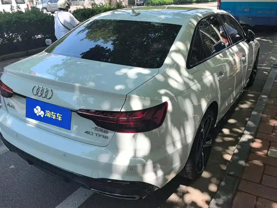 Audi A4L 2025 200 Enjoy 40 TFSI Luxury