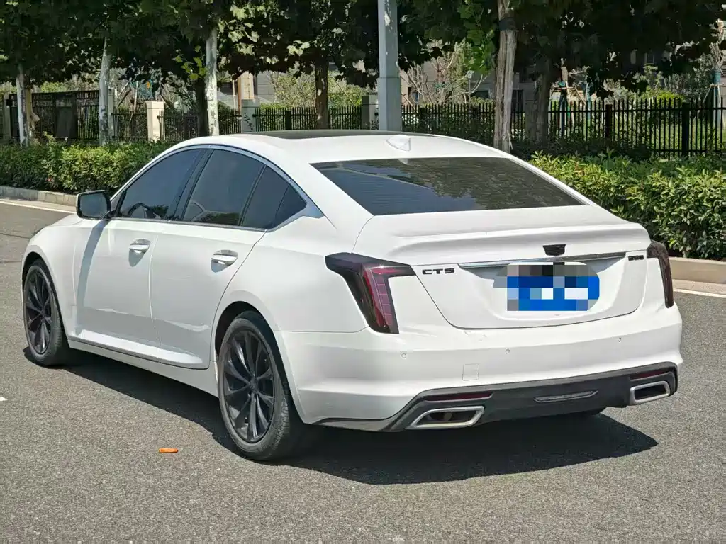 Cadillac CT5 — миниатюра 9