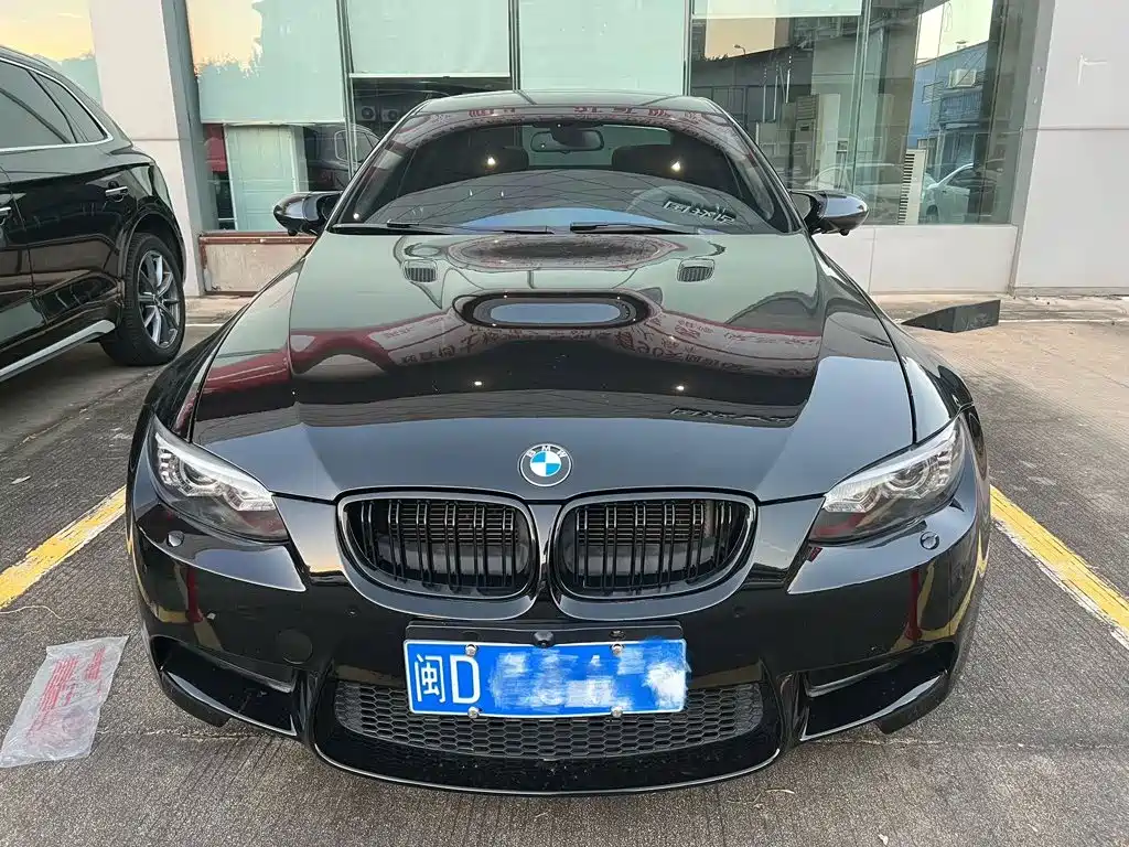 BMW M3 — миниатюра 2