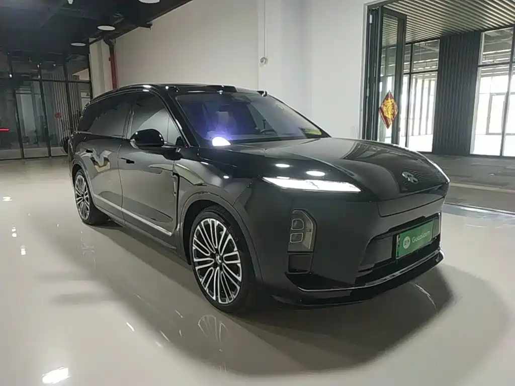NIO ES8 — миниатюра 4