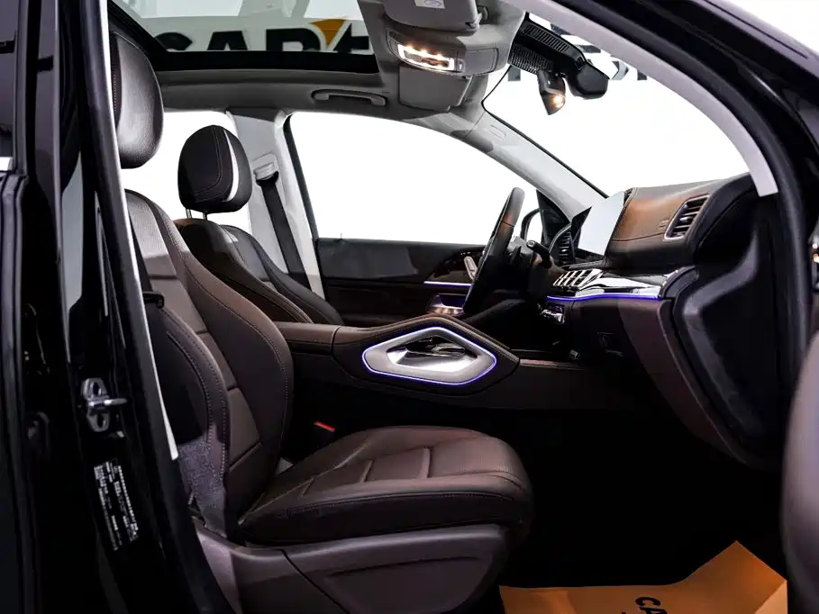 Mercedes-Benz GLE (Import) — миниатюра 19