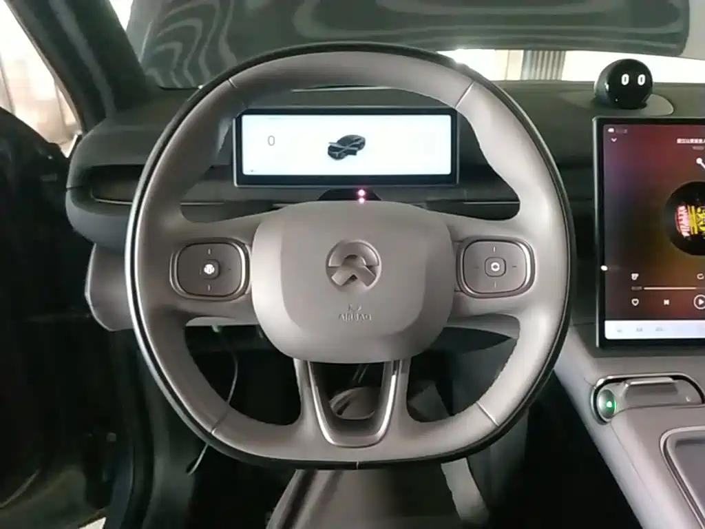NIO EC6 — миниатюра 11