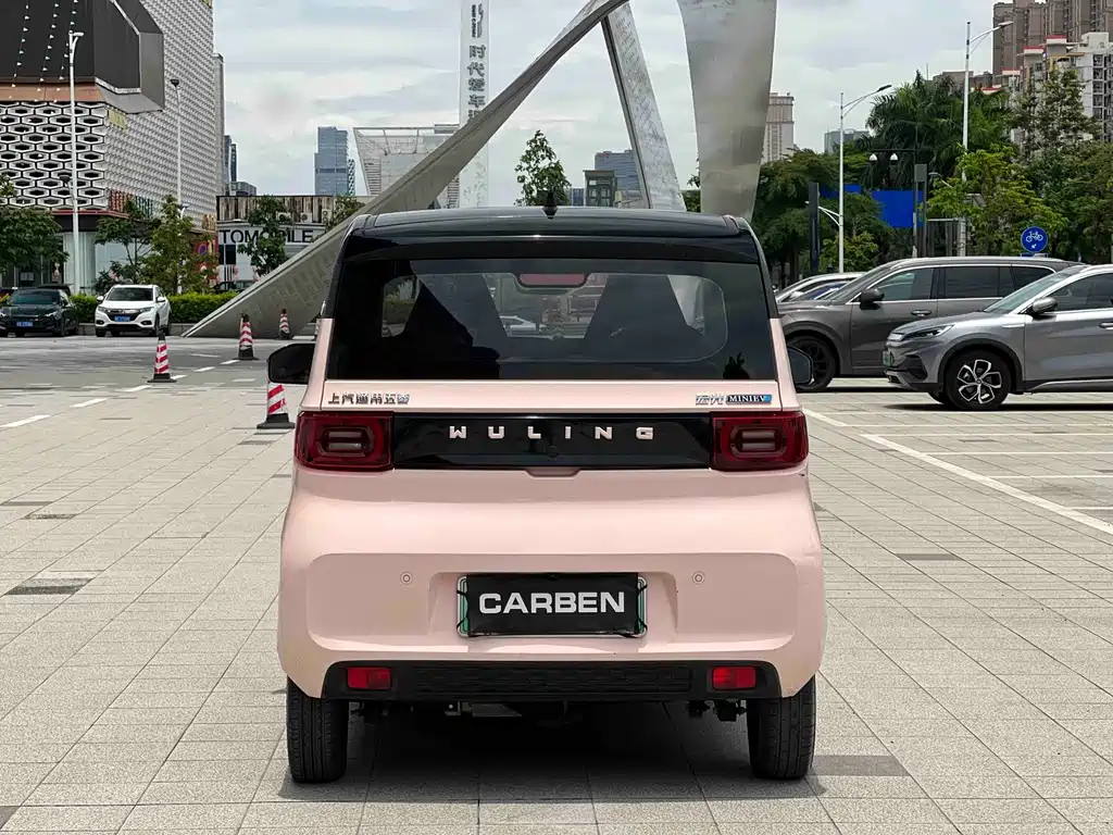 Wuling MINIEV — миниатюра 4