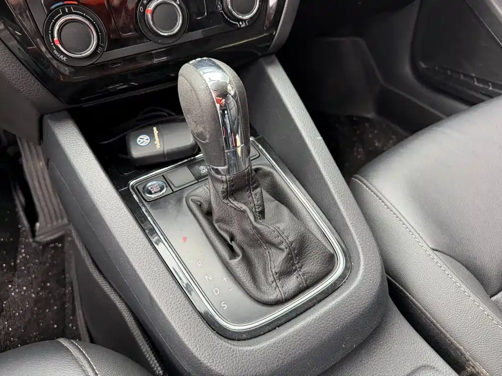 Volkswagen Sagitar — миниатюра 9
