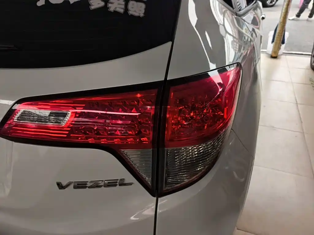 Honda Vezel — миниатюра 8