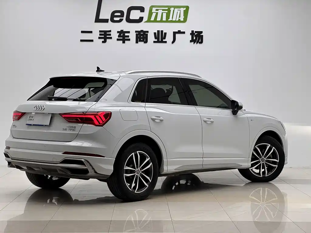 Audi Q3 — миниатюра 3