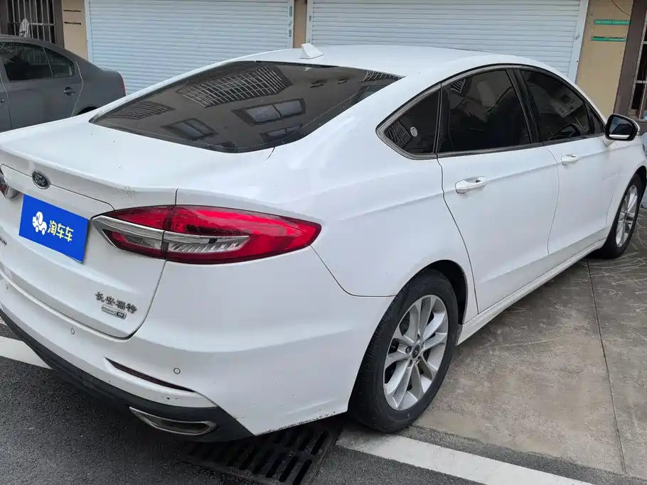 Ford Mondeo — миниатюра 3