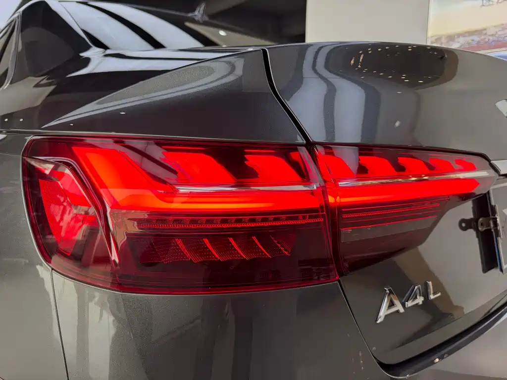 Audi A4L — миниатюра 15
