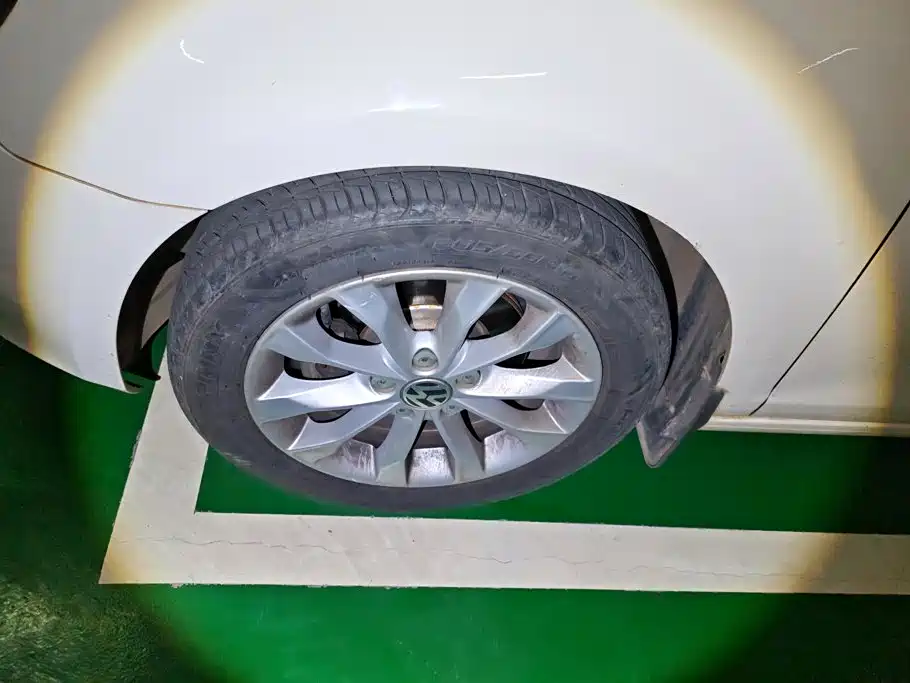 Volkswagen Golf — миниатюра 6