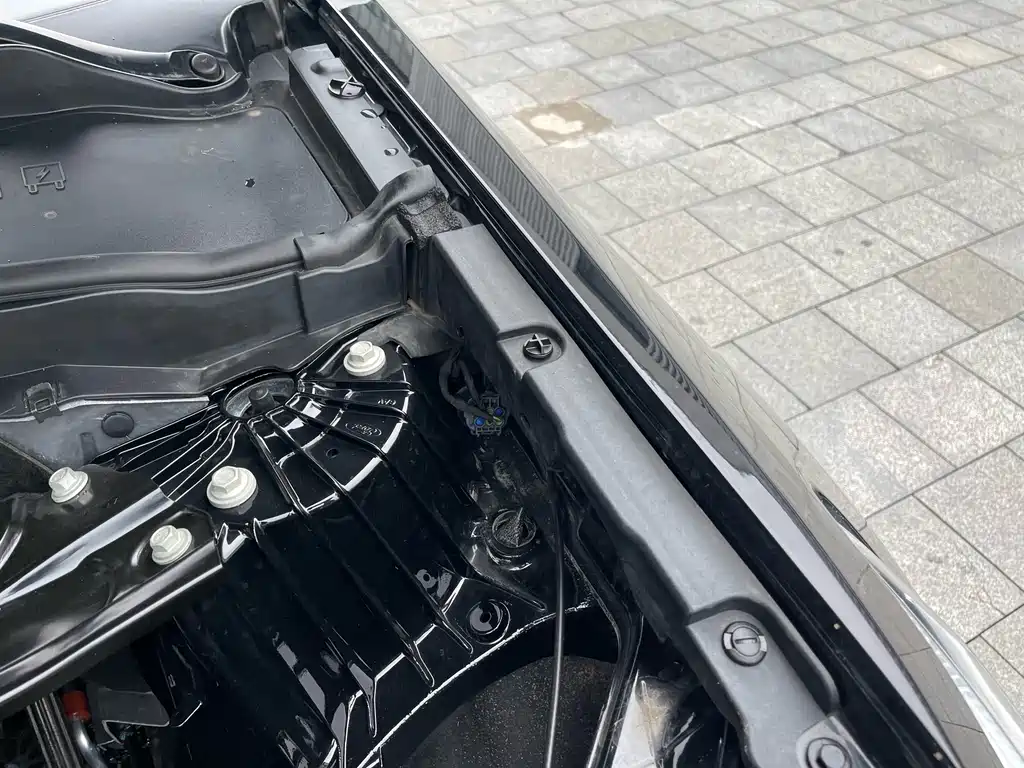 Ford Explorer — миниатюра 21