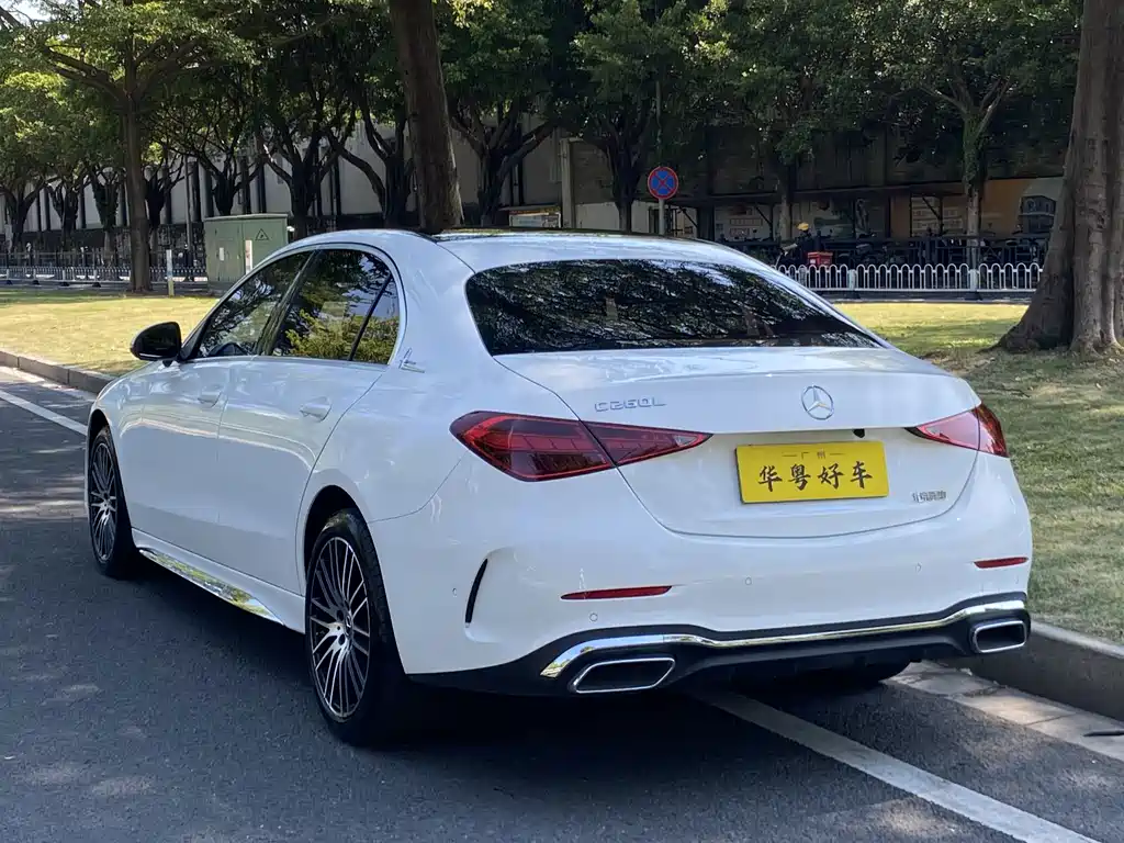 Mercedes-Benz C-Class — миниатюра 4