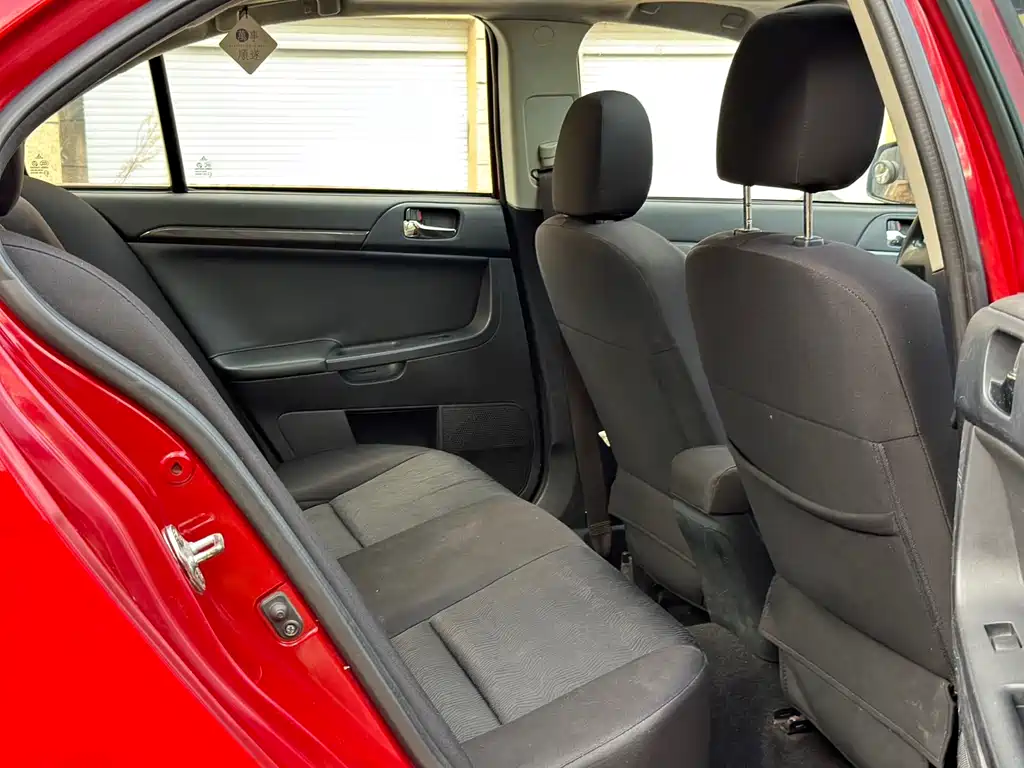 Mitsubishi Lancer EX Fashion Edition 1.8L CVT Luxury Type, фото 9