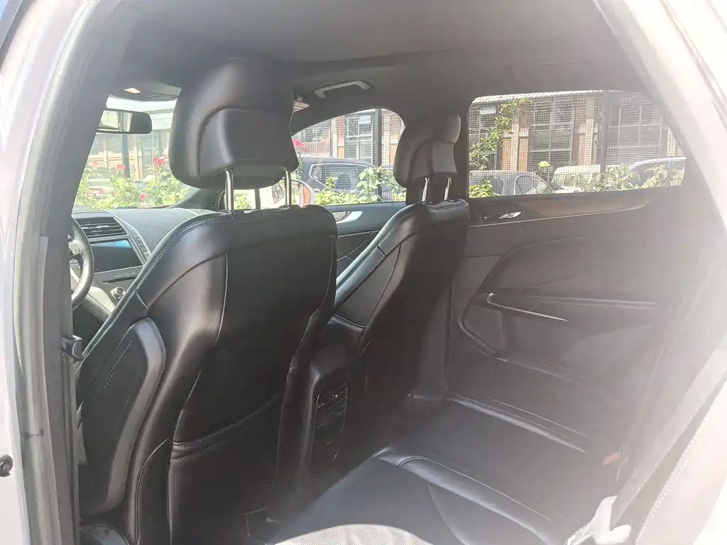 Lincoln MKC 2.0T 4WD Elegant Edition, фото 18