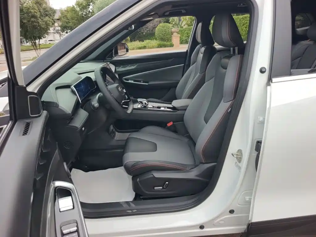 Geely Boyue — миниатюра 15