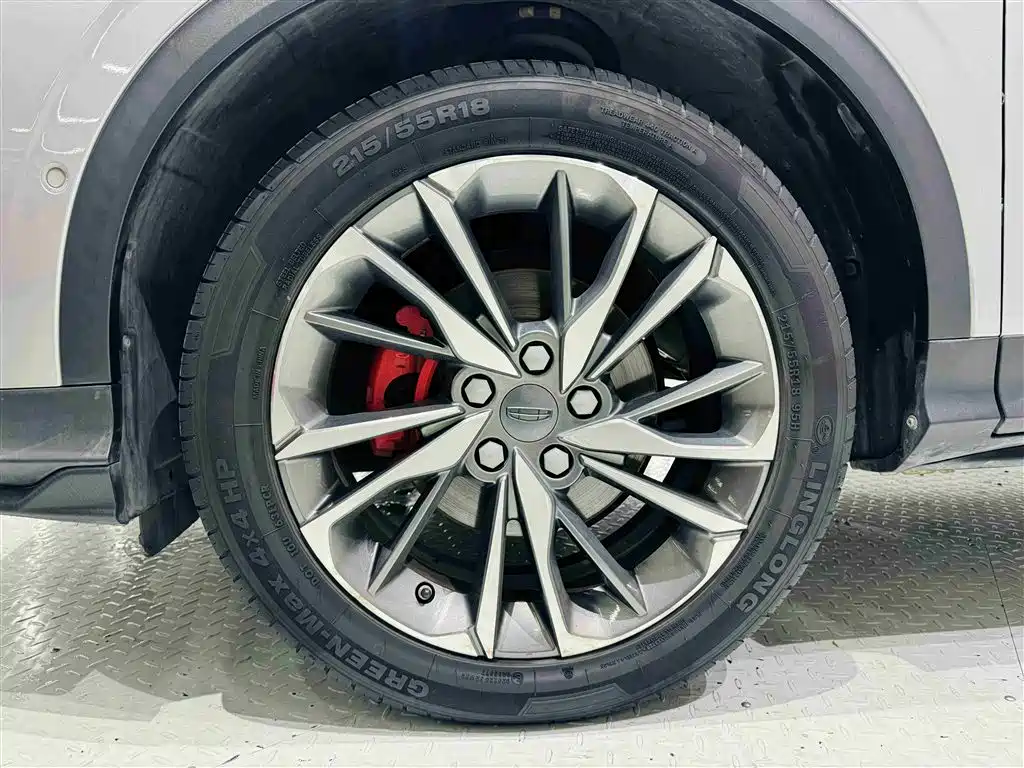 Geely Binyue — миниатюра 10