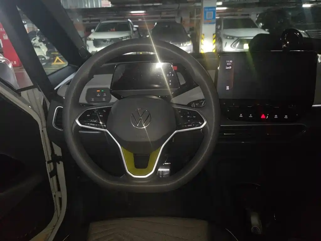Volkswagen ID.3 — миниатюра 11