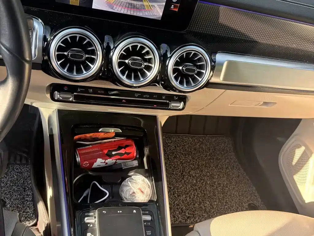 Mercedes-Benz EQB — миниатюра 8