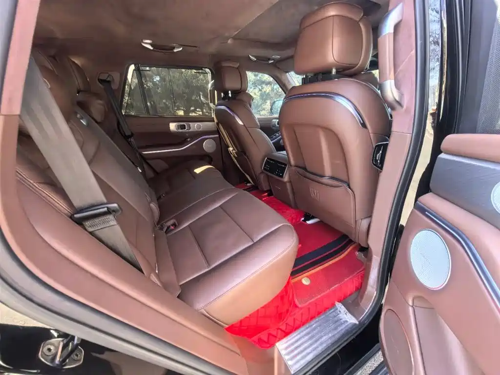 TANK TANK 700 NEW ENERGY