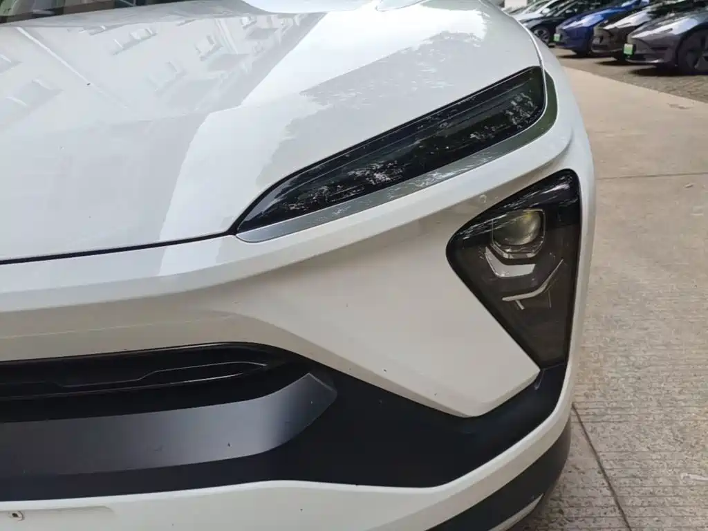 NIO ES6 — миниатюра 24