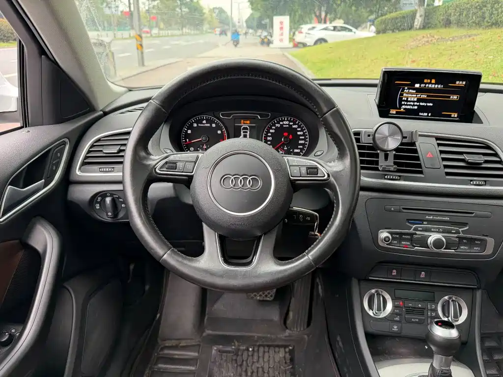 Audi Q3 — миниатюра 14