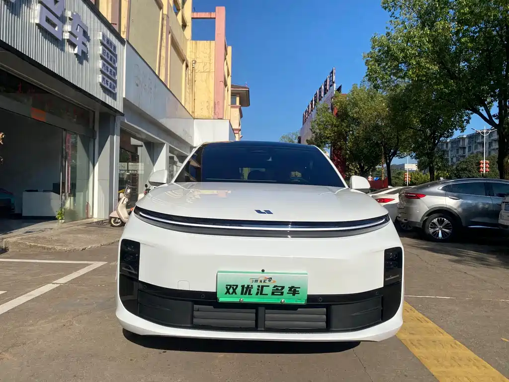 Li Auto Li L6 — миниатюра 2