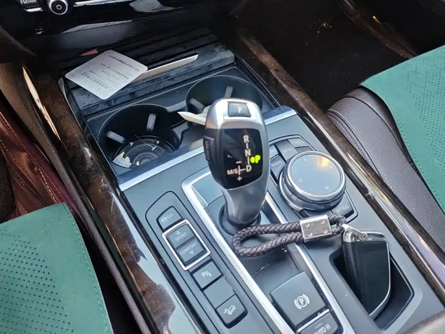 BMW X5 (Import) — миниатюра 16