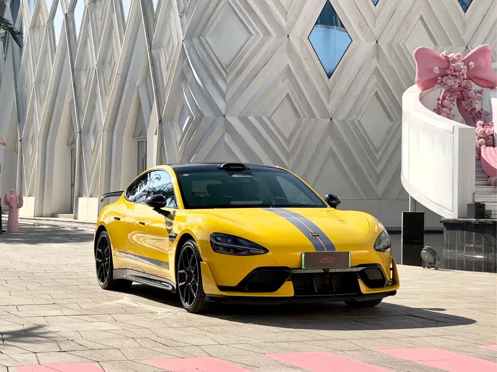 XIAOMI CAR XIAOMI SU7 ULTRA