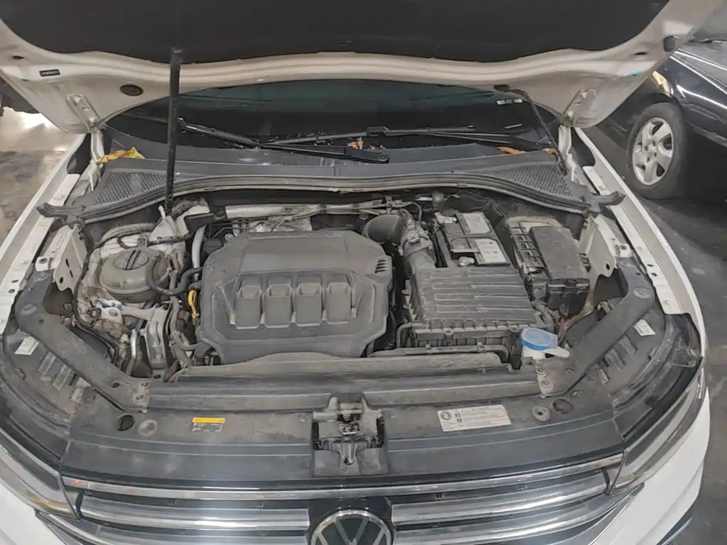 Volkswagen Tiguan L — миниатюра 20