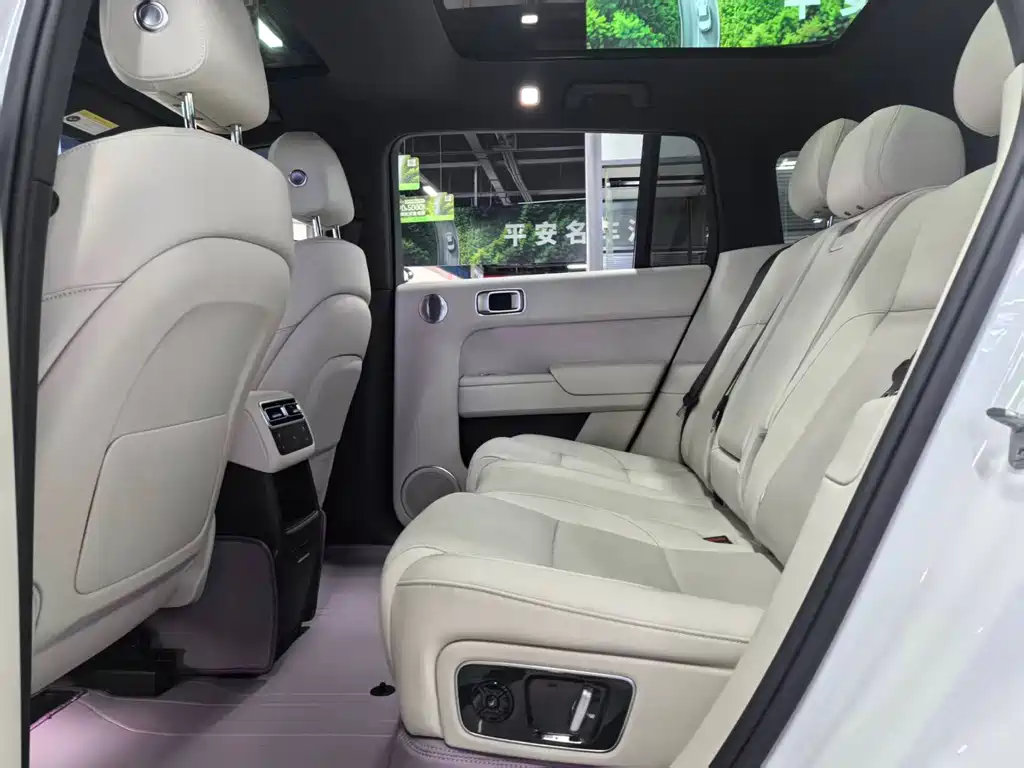 Li Auto Li L7 — миниатюра 8