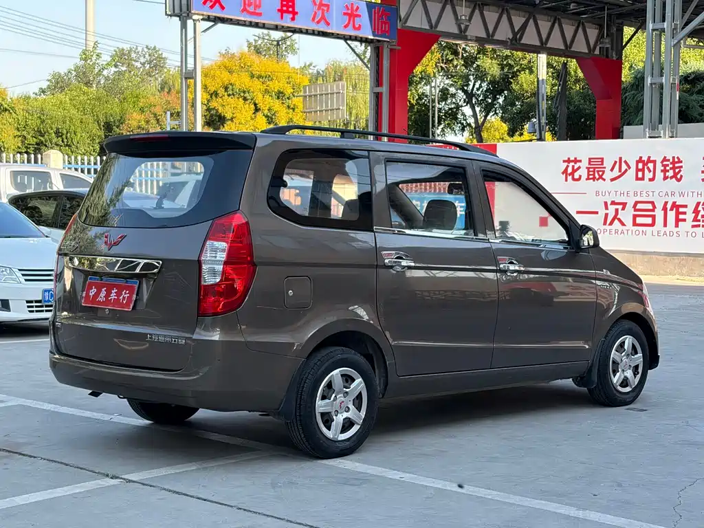 Wuling Hongguang — миниатюра 17