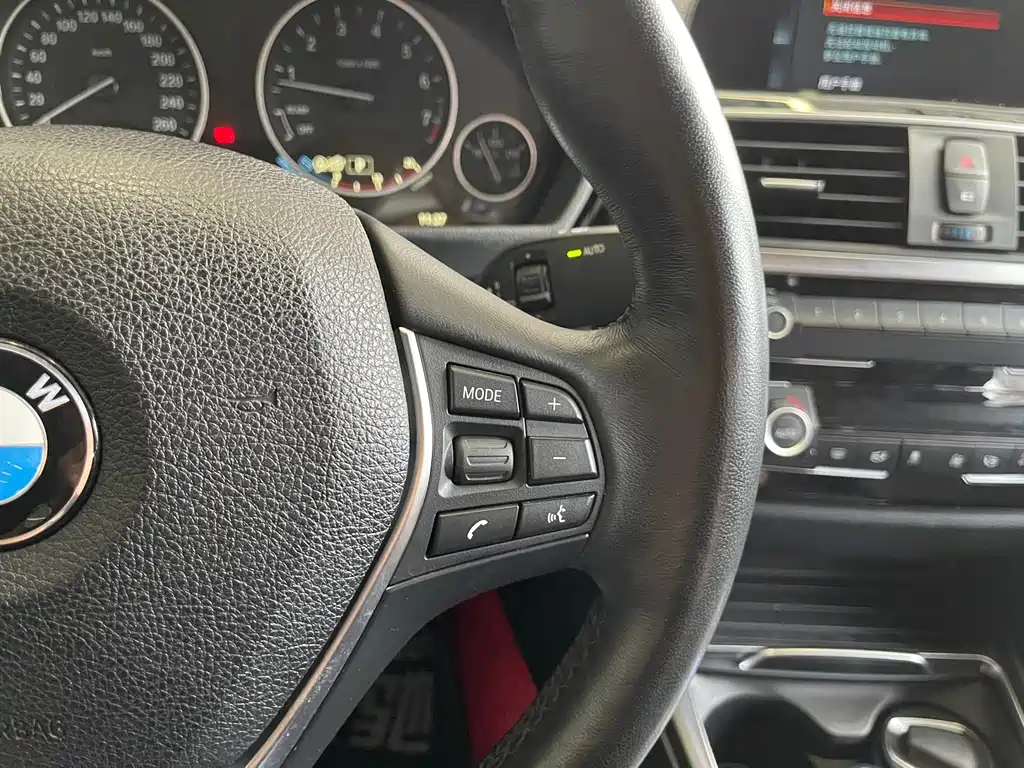 BMW 3 Series — миниатюра 17