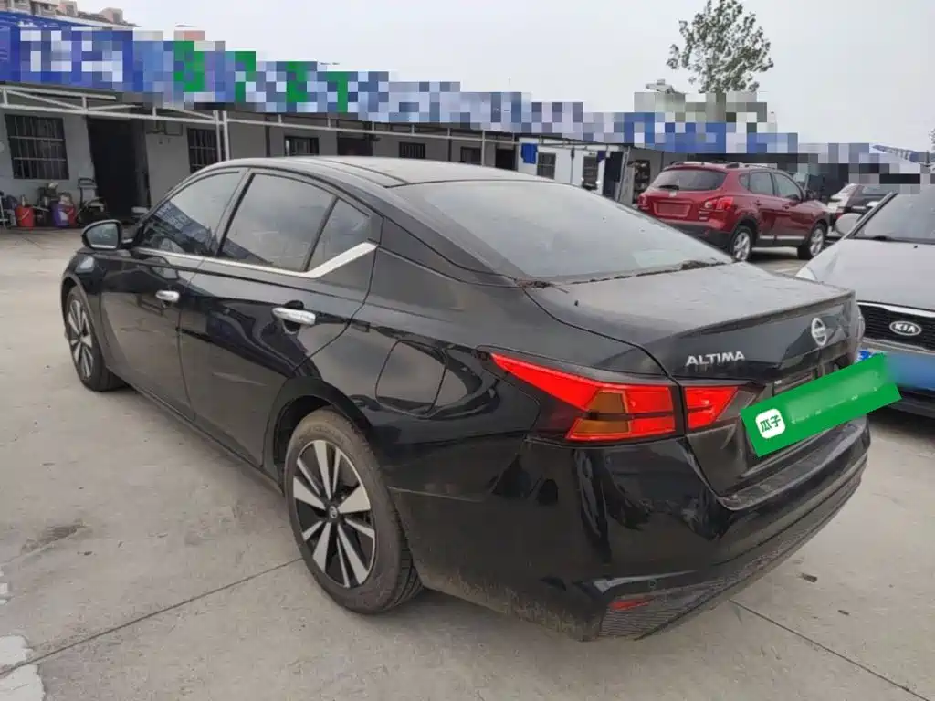 Nissan Teana — миниатюра 5
