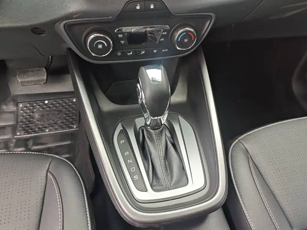 Ford Escort — миниатюра 14