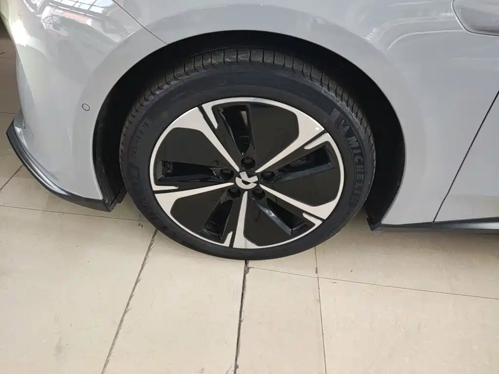 NIO ET5T — миниатюра 23
