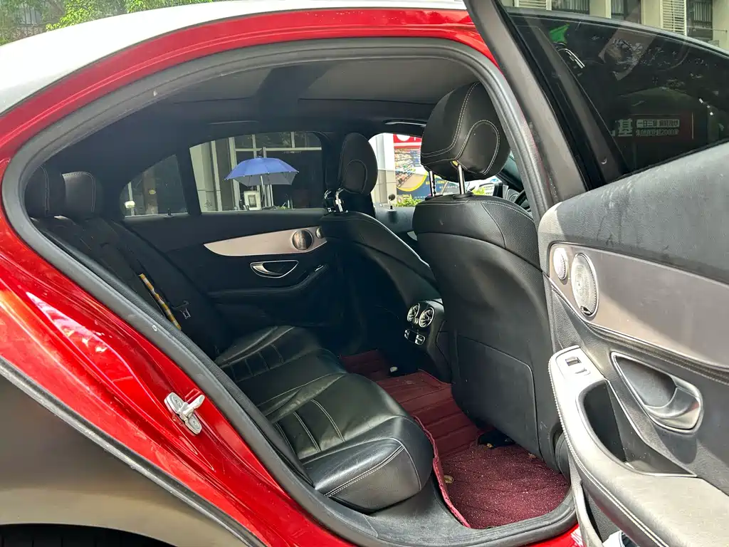 Mercedes-Benz C-Class — миниатюра 16