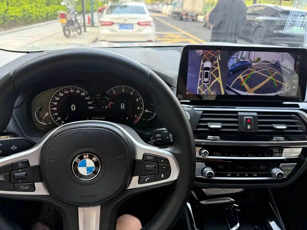 BMW X3 — миниатюра 9