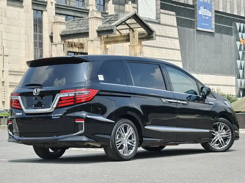 Honda Elysion — миниатюра 4