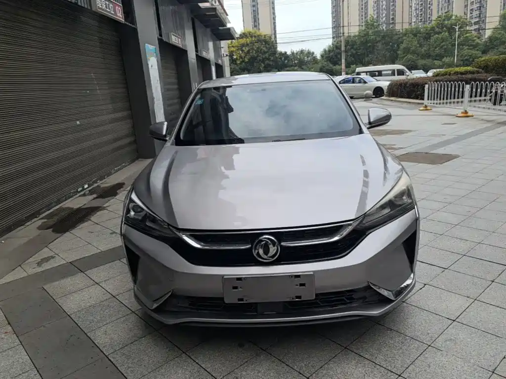 Aeolus Yixuan — миниатюра 3