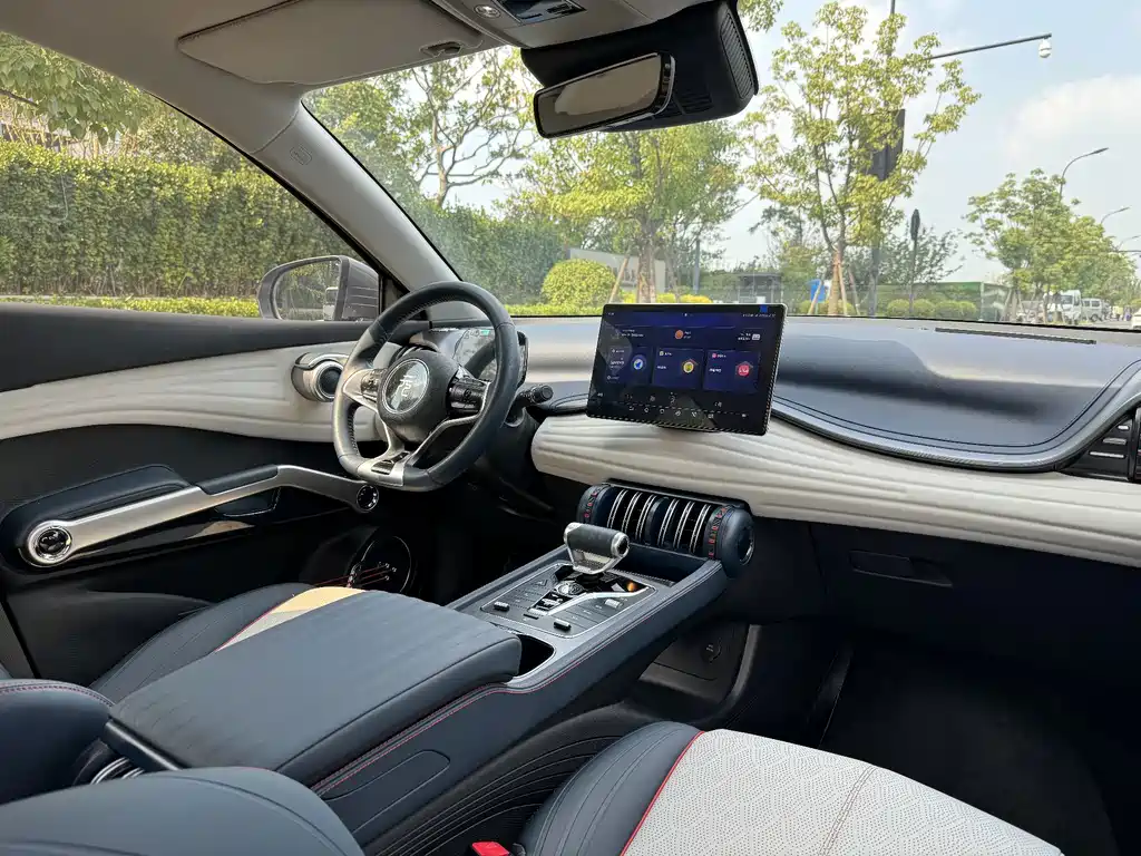 BYD Yuan Plus — миниатюра 15